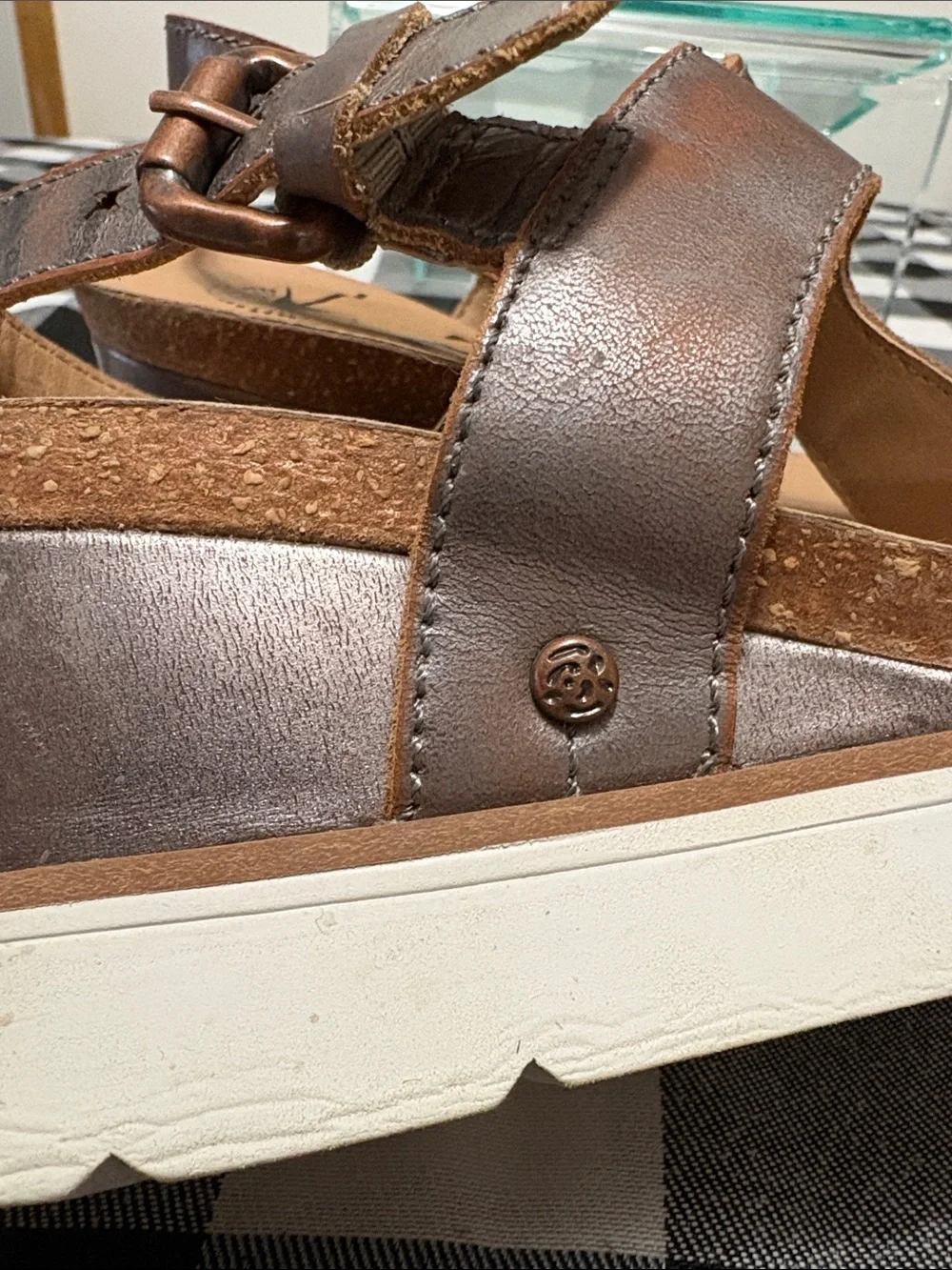 OTBT Boathouse Sandals Silver Brown Leather T-Strap Thong Platform Wedge 6.5